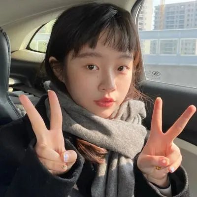 夜色中的她